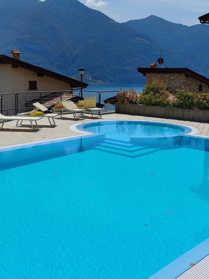 Iseo Lake Villa Con Vista Lago E Piscina Costa Volpino Exterior foto